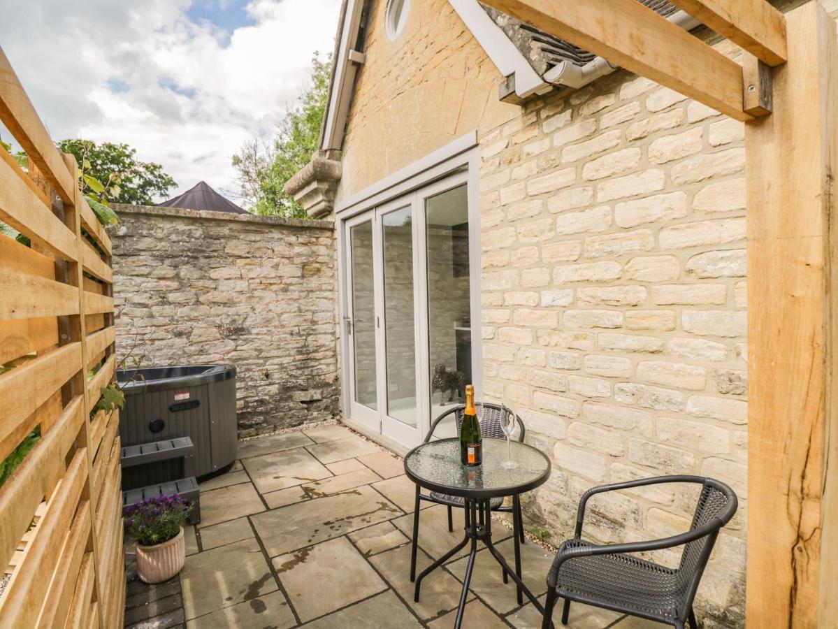The Hayloft Villa Tetbury Bagian luar foto